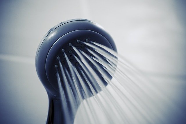 energy saving showerhead reduces utility bills